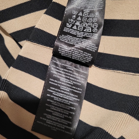 Guess Black and Tan Ribbed Apparel - Picture 12 of 13